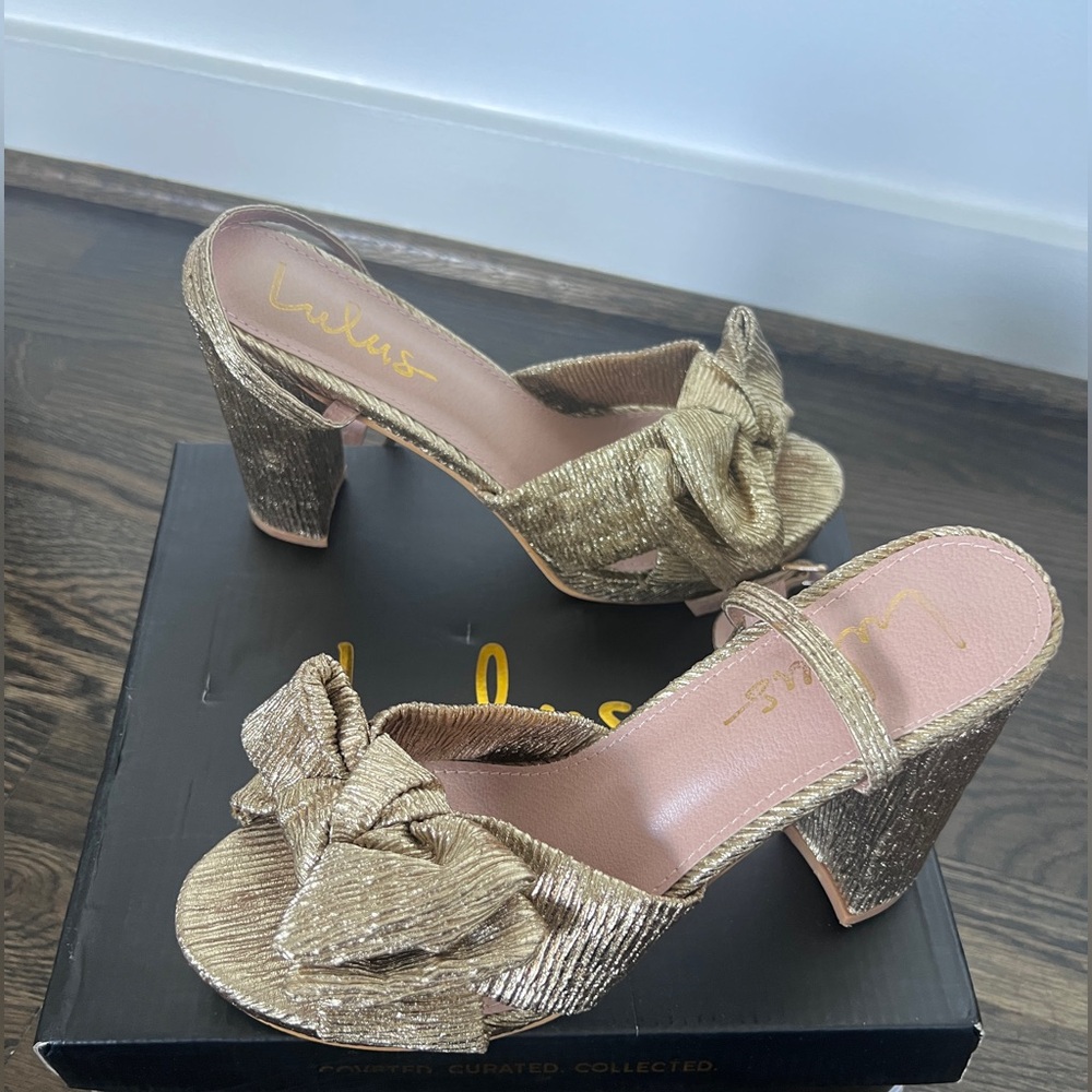 Lilsa Gold Metallic Bow Platform Ankle Strap Heels